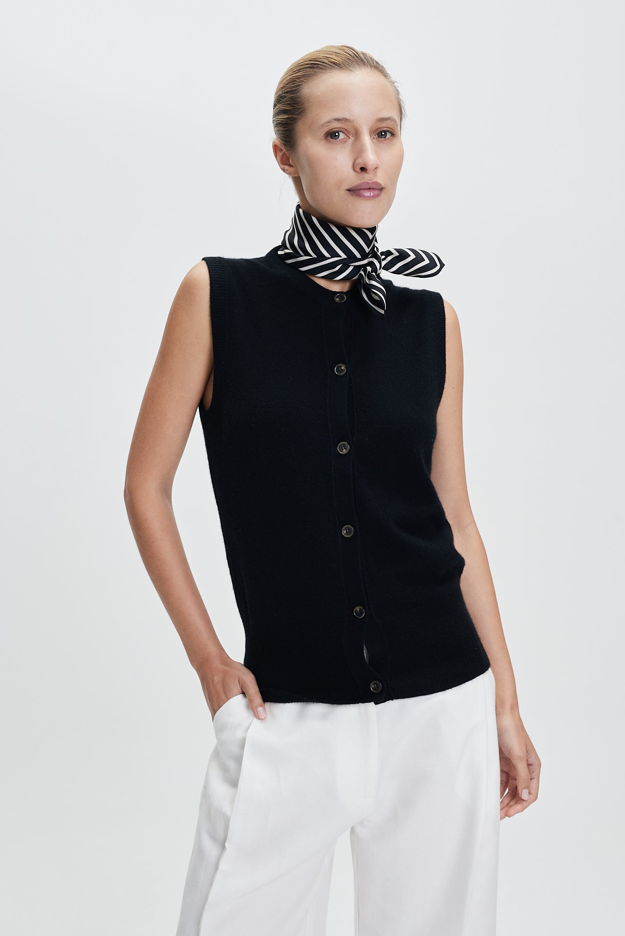 Silk Scarf Squares 70 Black