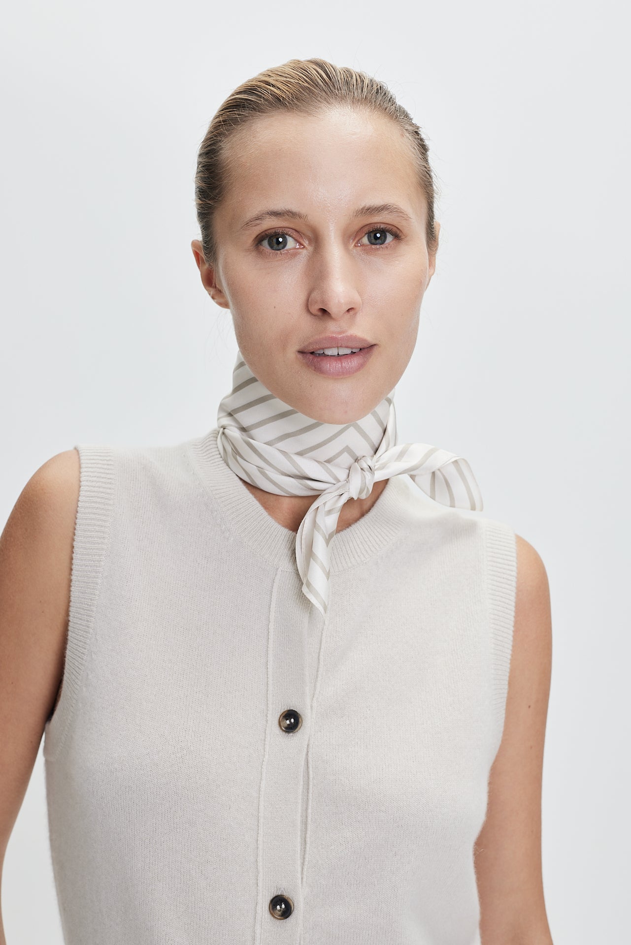 Silk Scarf Squares 70 Cream