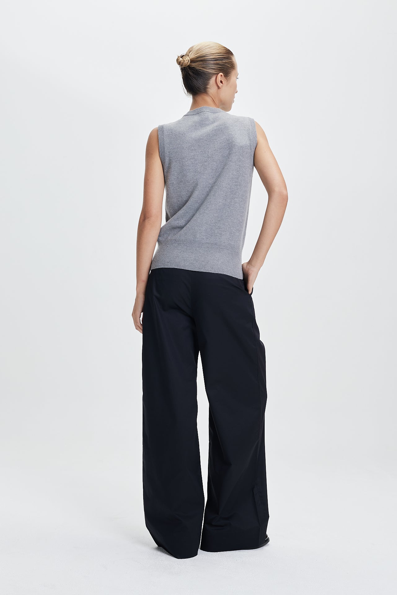 Fine Cashmere Cardigan Vest Grey