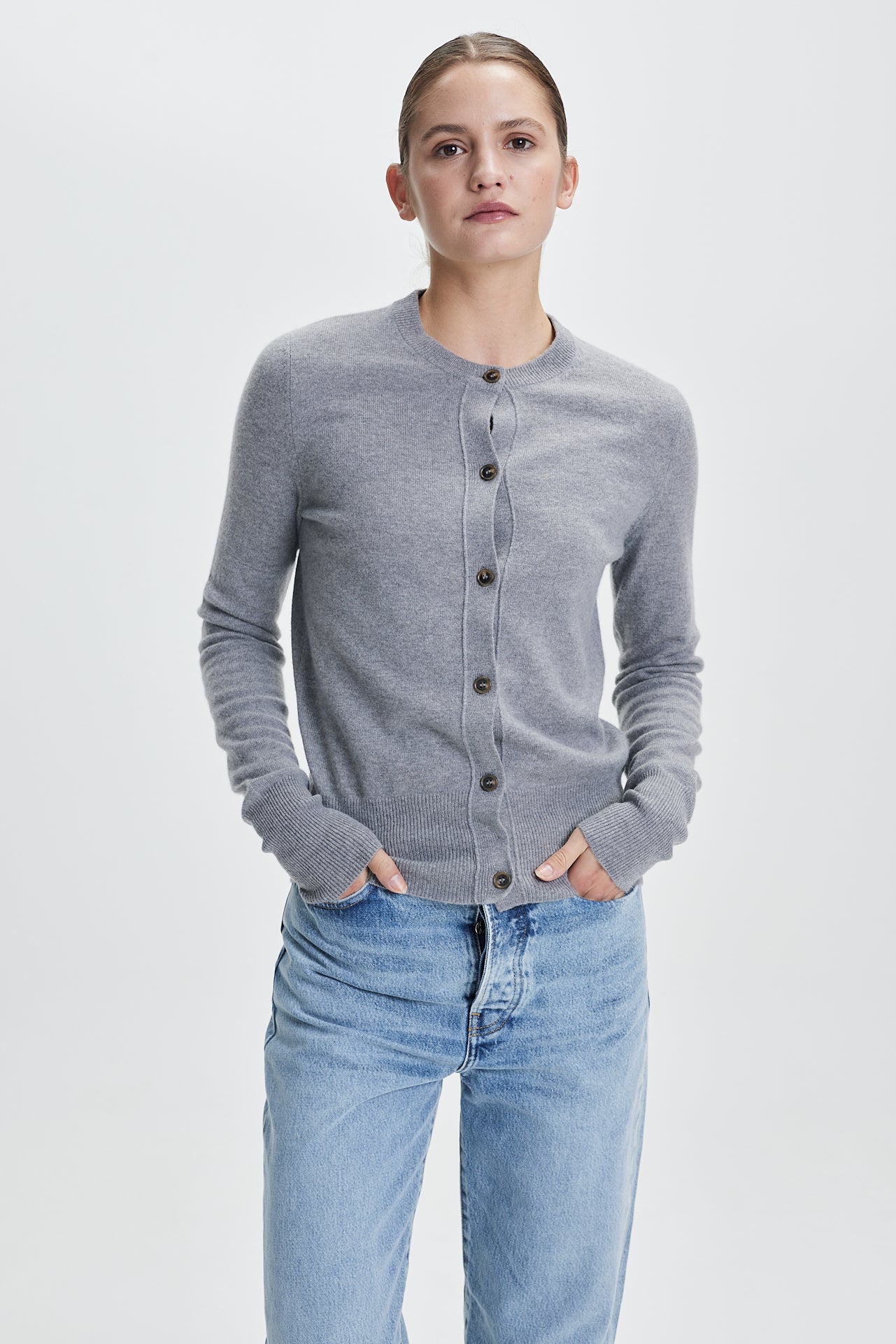 Fine Cashmere Crewneck Cardigan Grey