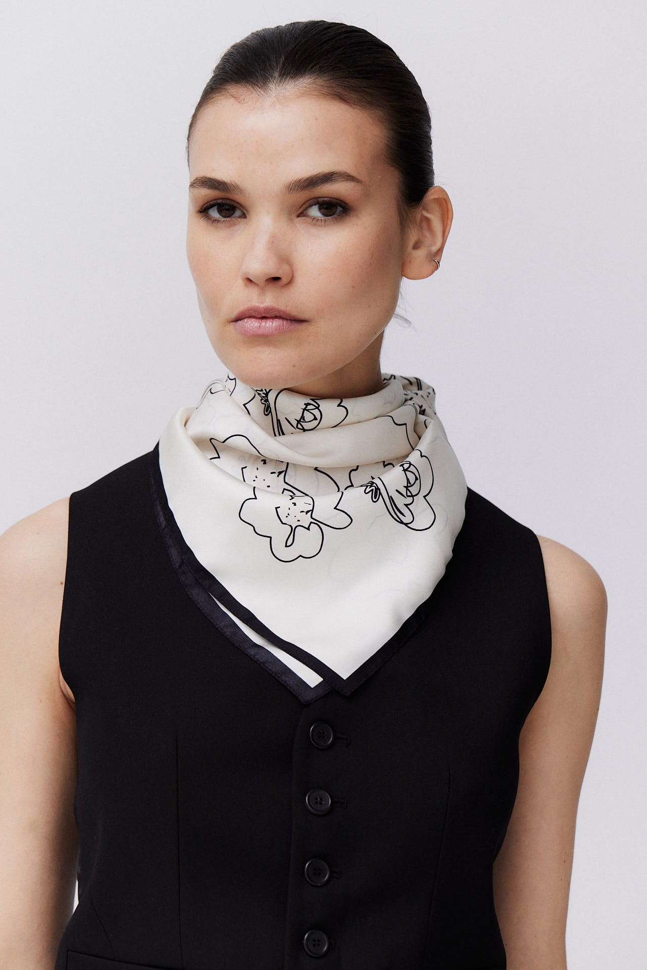 Seidentuch Flowers 70 Off-White