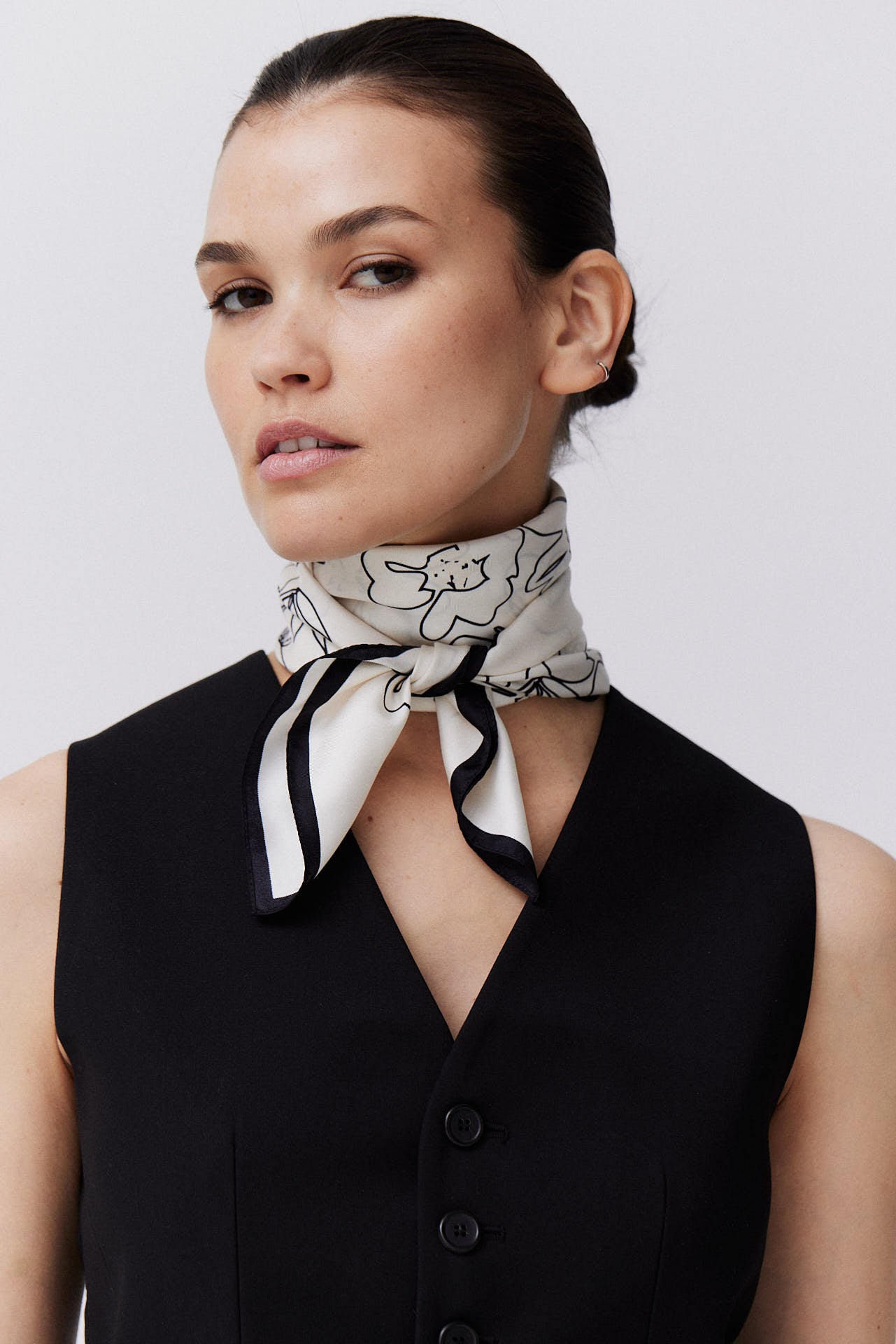 Seidentuch Flowers 70 Off-White