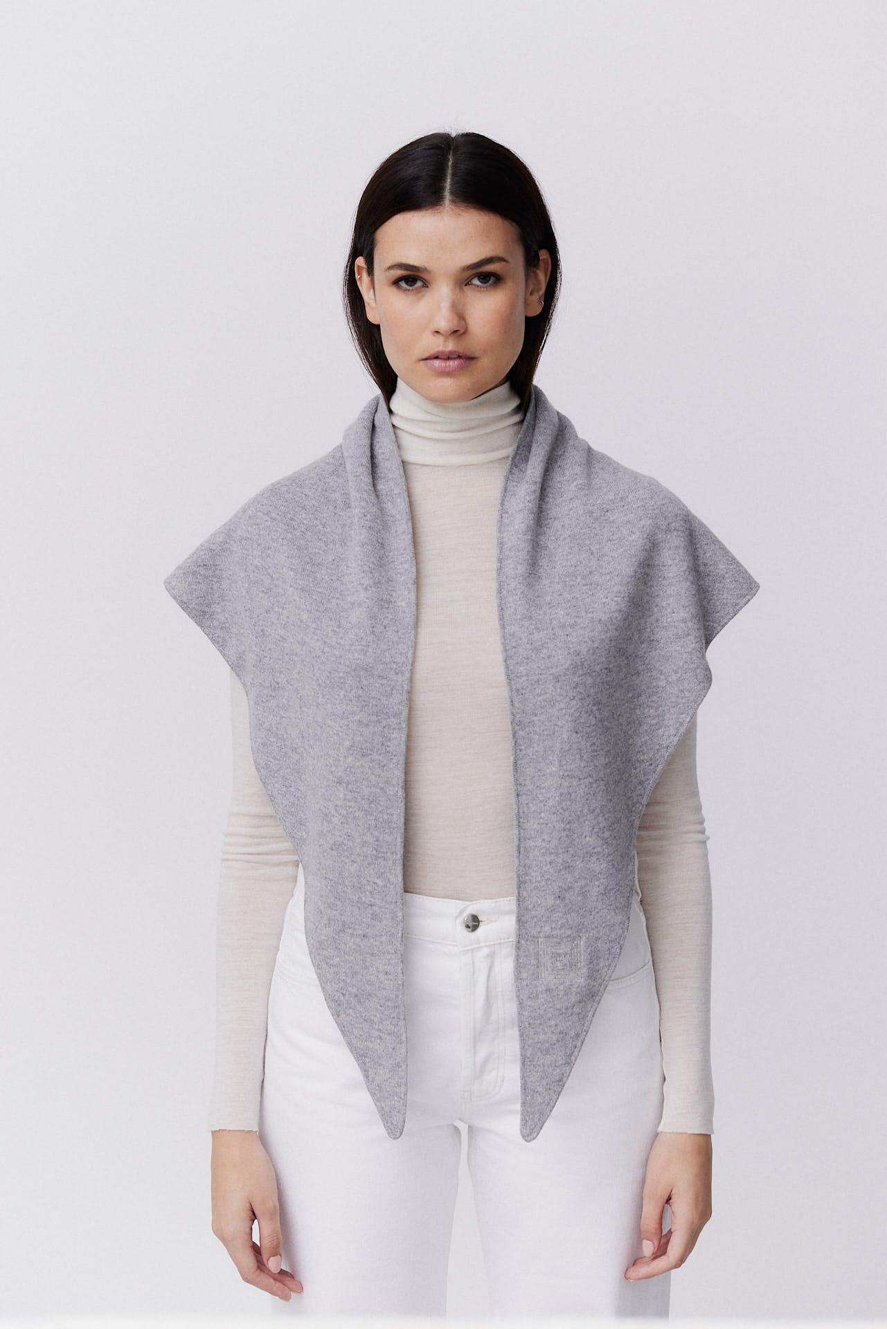 Kaschmir Triangle Fine Knit Hellgrau