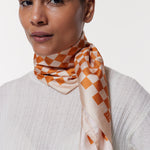 Seidentuch 90x90 Illusion Orange Prinz Berlin Lookbook
