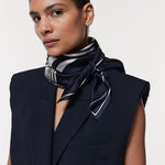 Seidentuch 90x90 Swirl Schwarz Prinz Berlin Lookbook
