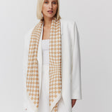 Seidentuch 123x123 Illusion Beige Prinz Berlin Lookbook