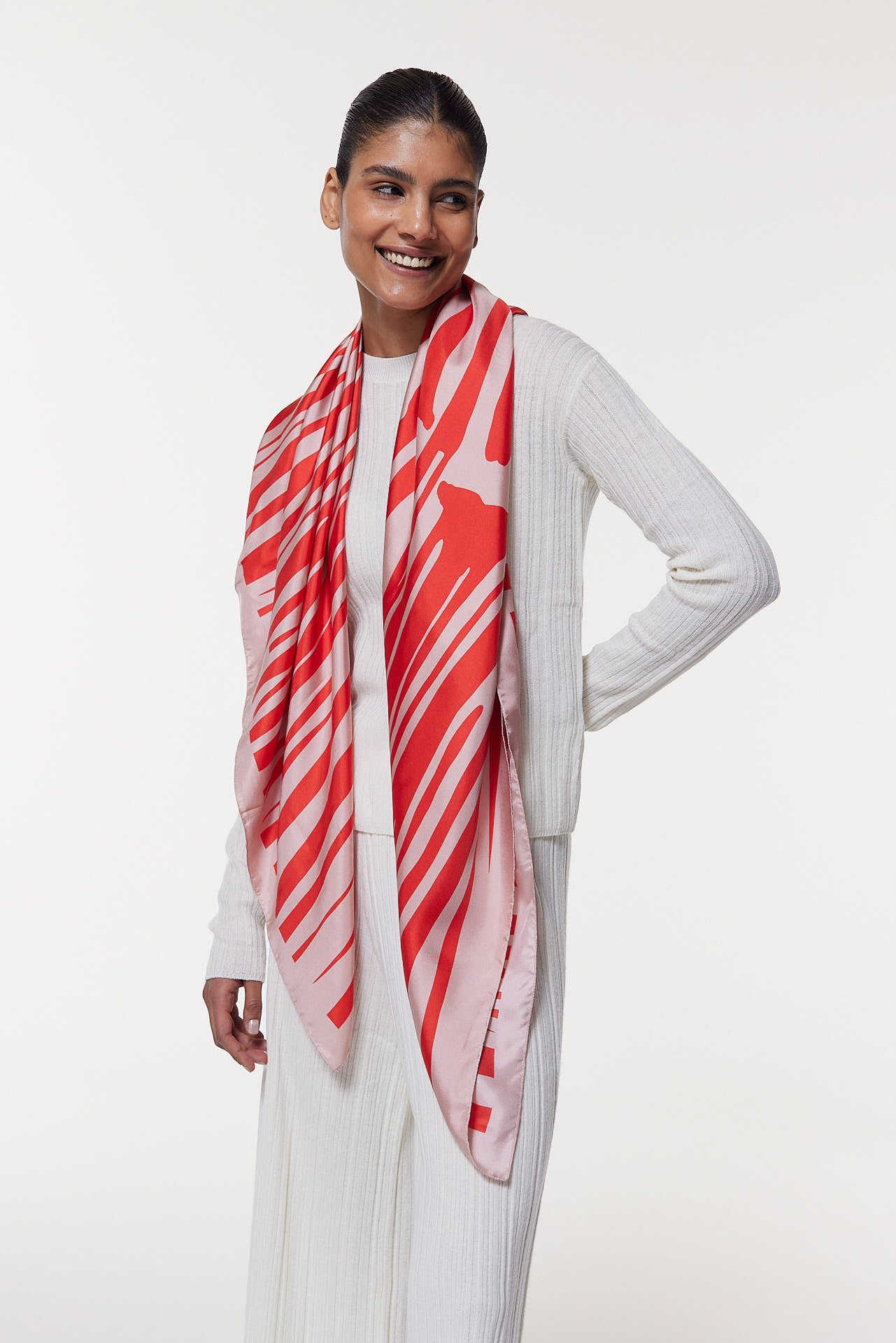 Seidentuch 123x123 Zebra Rot Prinz Berlin Lookbook