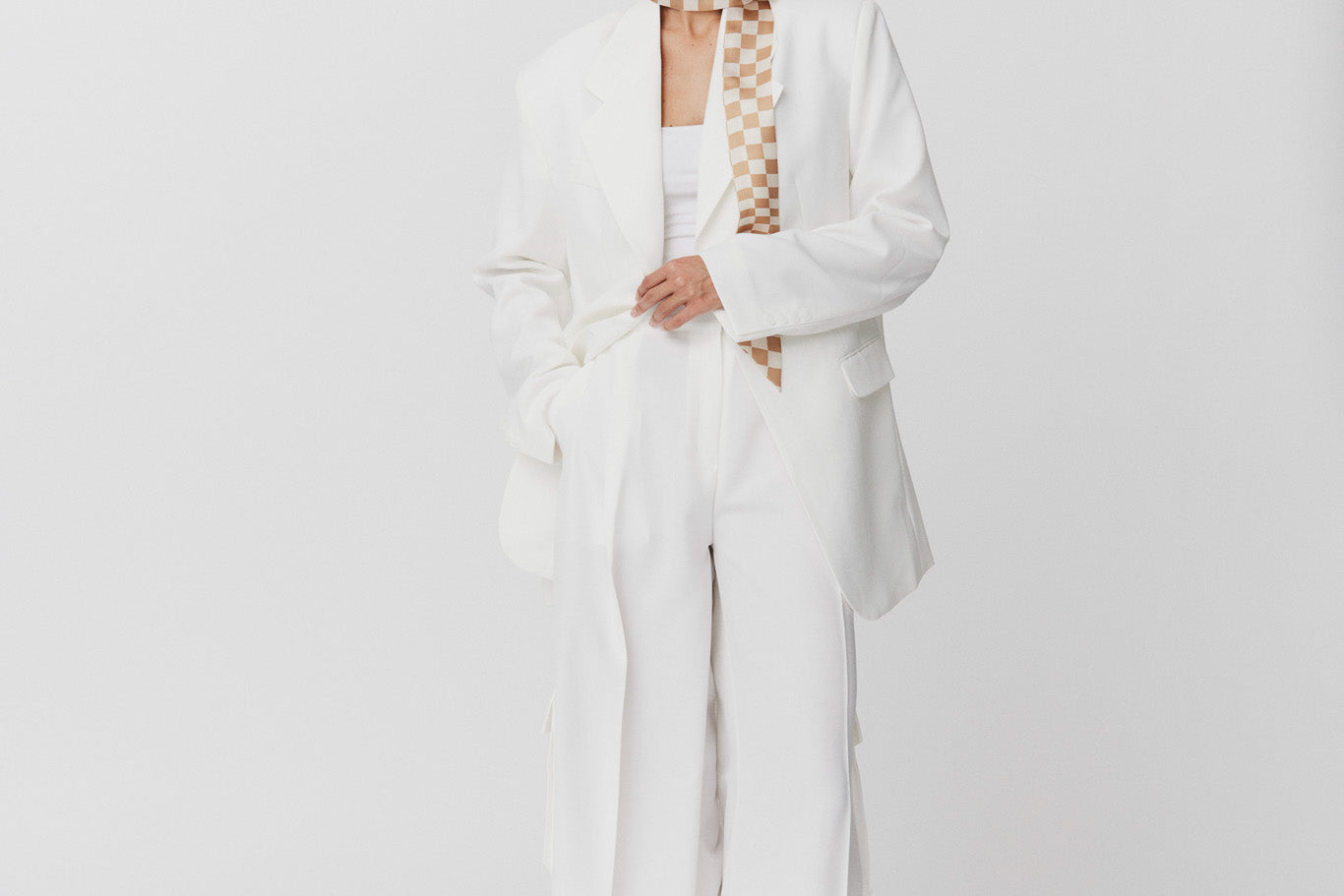 Seidentwilly Illusion Beige Prinz Berlin Lookbook