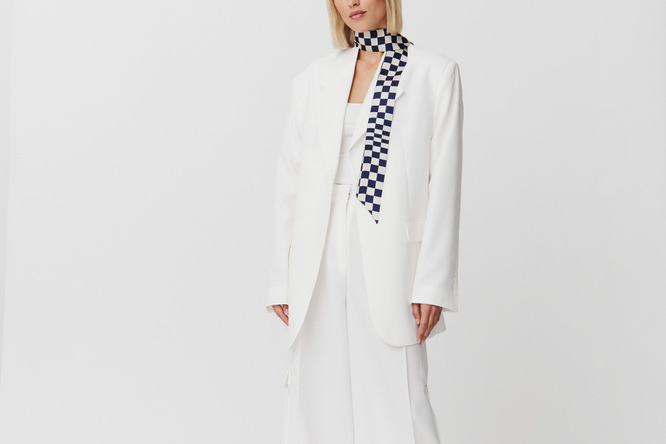 Seidentwilly Illusion Marine Prinz Berlin Lookbook