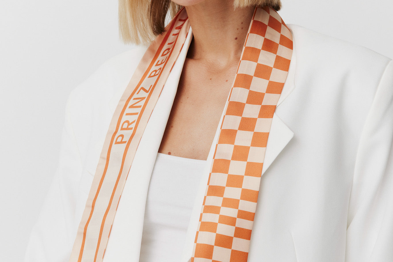 Seidentwilly Illusion Orange Prinz Berlin Lookbook