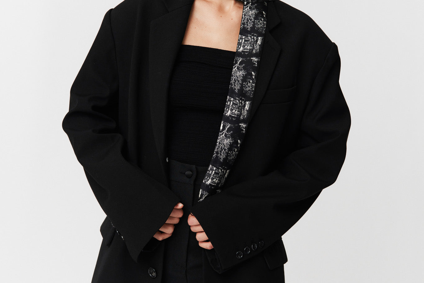 Seidentwilly Toile Valentine Schwarz Prinz Berlin Lookbook