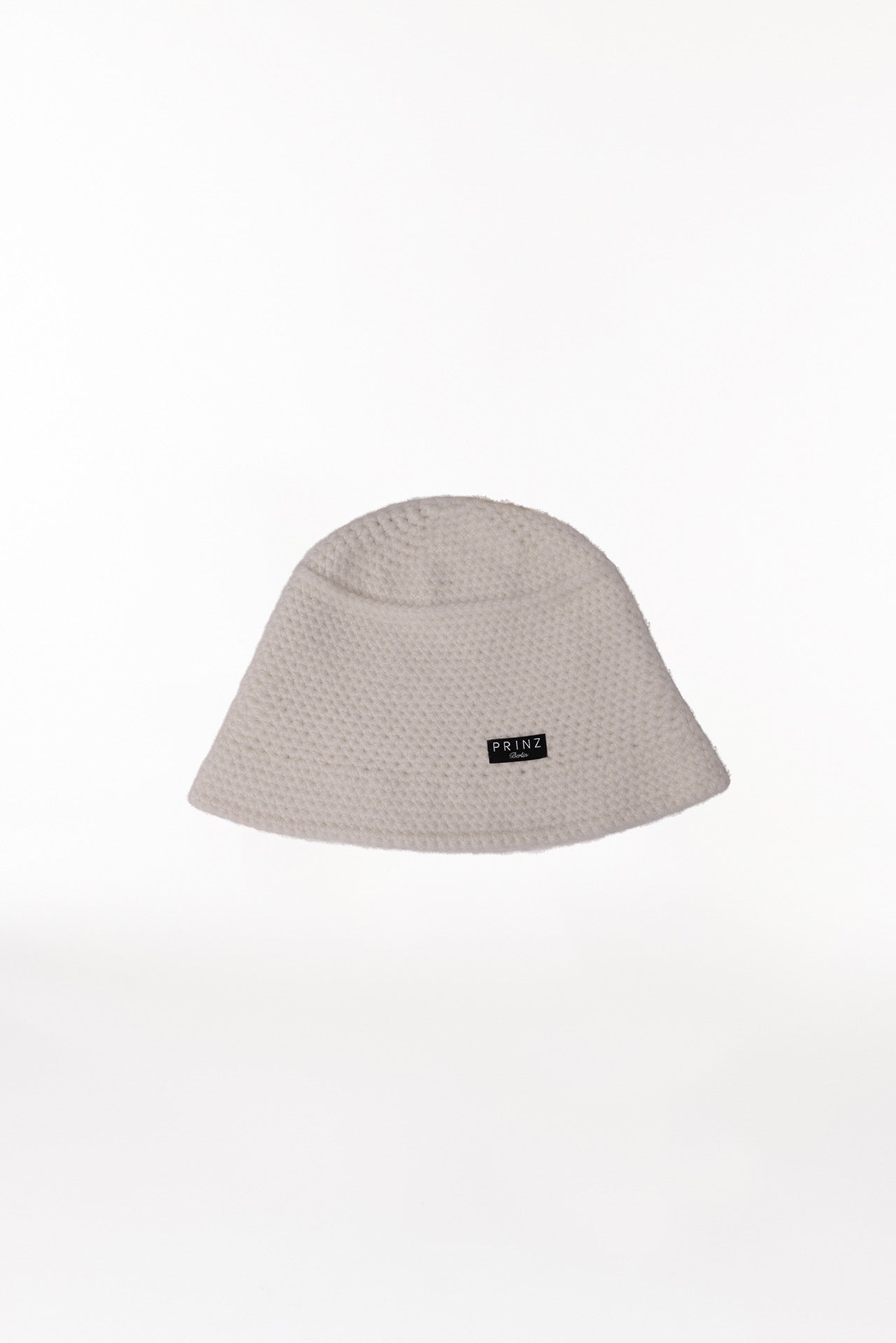 Weißer Bucket Hat Damen aus Kaschmir Prinz Berlin Produktbild