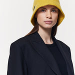 Gelber Bucket Hat Damen aus Kaschmir Prinz Berlin