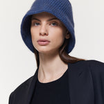 Jeansblauer Bucket Hat Damen aus Kaschmir Prinz Berlin