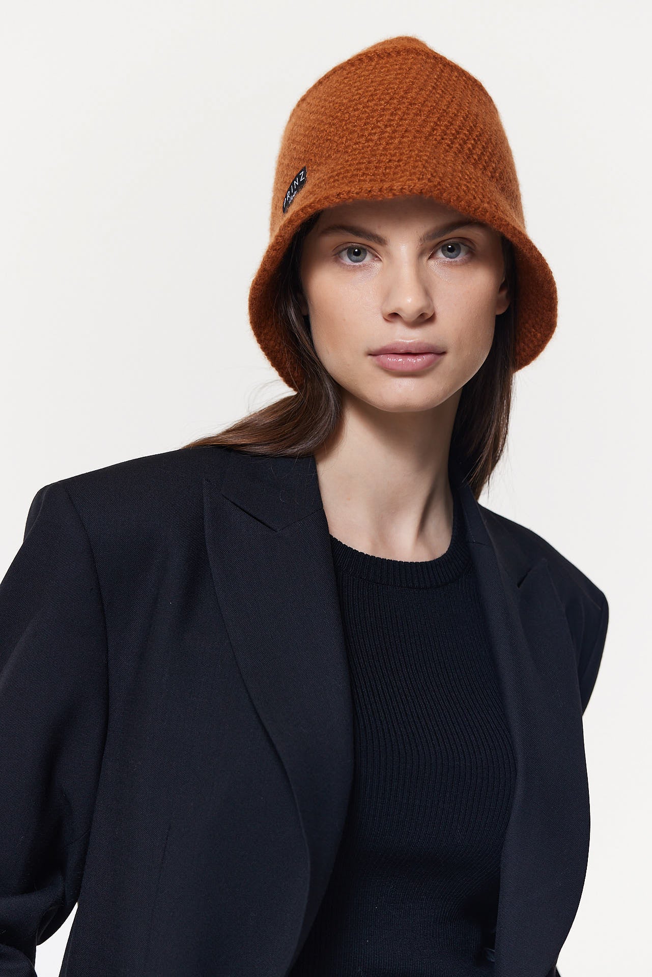 Karamell Bucket Hat Damen aus Kaschmir Prinz Berlin