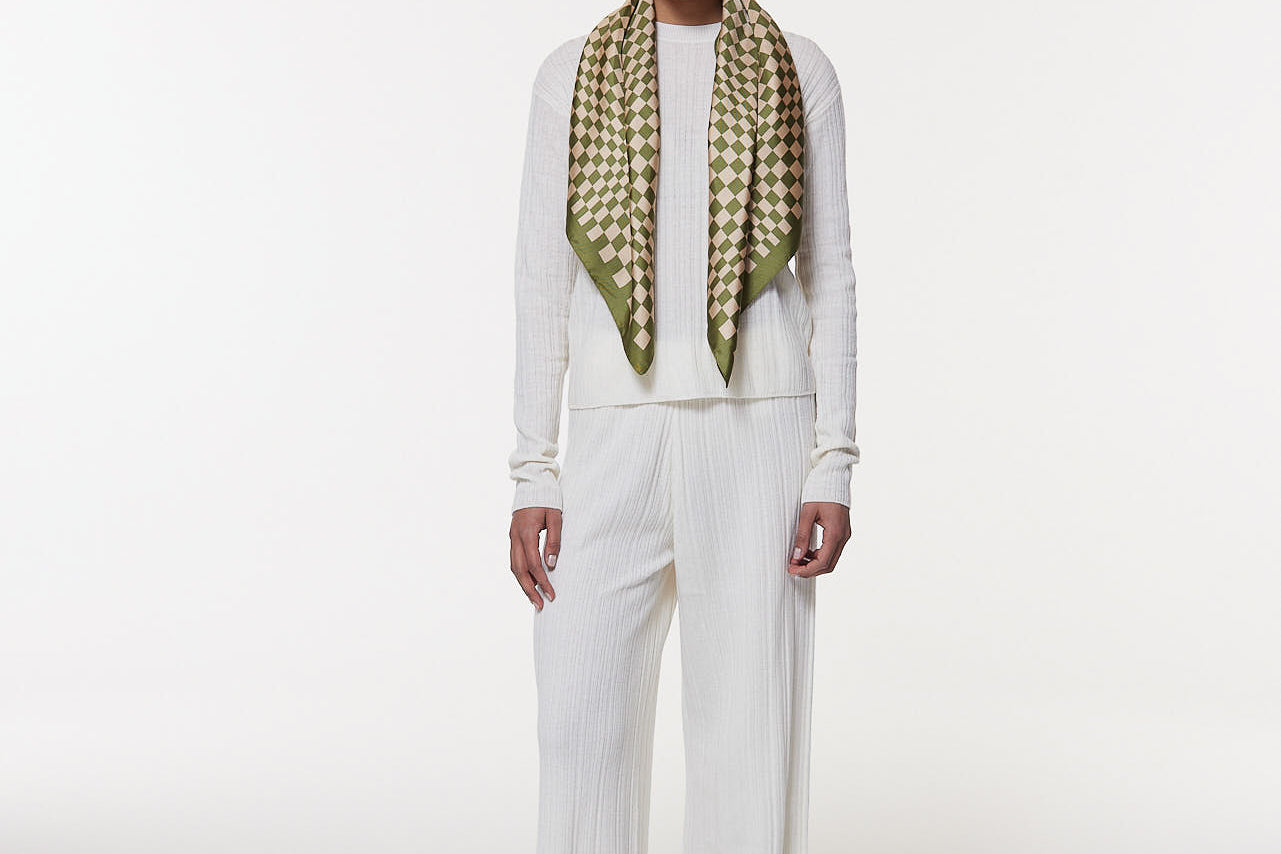 Seidentuch 90x90 Illusion Kiwi Prinz Berlin Lookbook